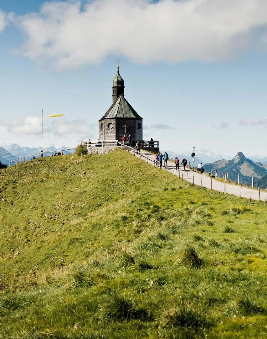 Berghotel Altes Wallberghaus Rottach-Egern 3*,