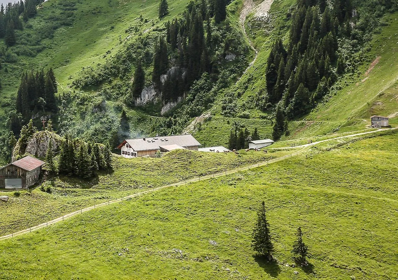 Berghotel Altes Wallberghaus Rottach-Egern 3*,